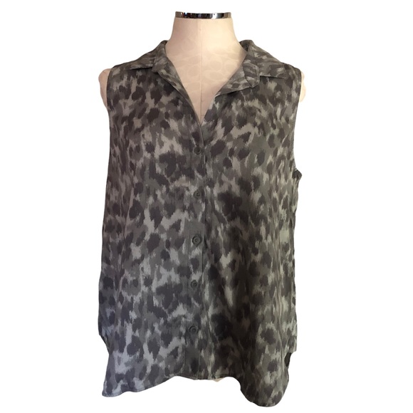 Cloth & Stone Taping Leopard Print Top Size Medium Split Back Sleeveless - Picture 2 of 4